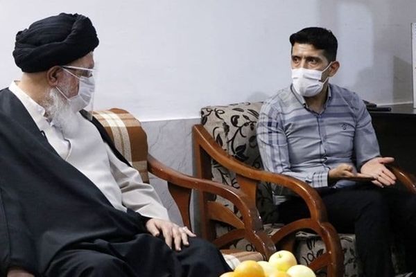 مدافعان سلامت این روزها در خط مقدم جبهه هستند