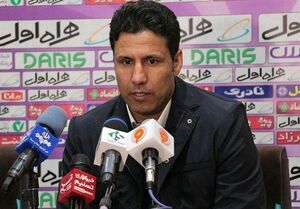 سرمربی تیم پیکان: دست روی هر بازیکنی که می‌گذاریم قیمت سرسام‌آوری دارد