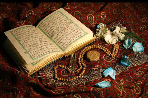 چاپ کتب ادعیه حرم امیرالمومنین توسط آستان قدس رضوی