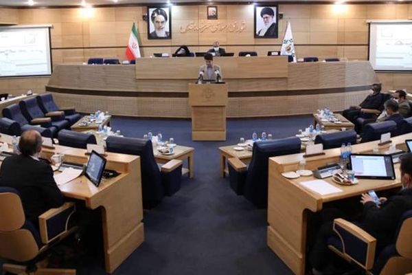 شهردار مشهد، در شورای شهر تذکر گرفت