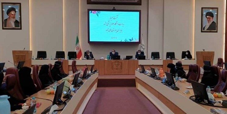 ۴ هزار نفر از کادر پرستاری در بخش‌های کرونایی فعال بودند