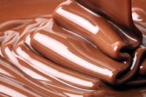 اسرار شیرینی‌پزی و روش صحیح تمپر کردن شکلات