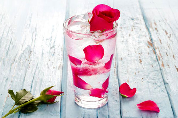 خواص گلاب برای سلامتی و زیبایی