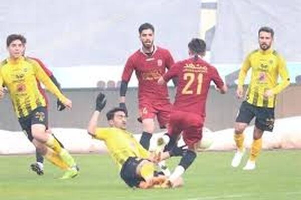 تیم شهر خودرو مجوز نداشته است