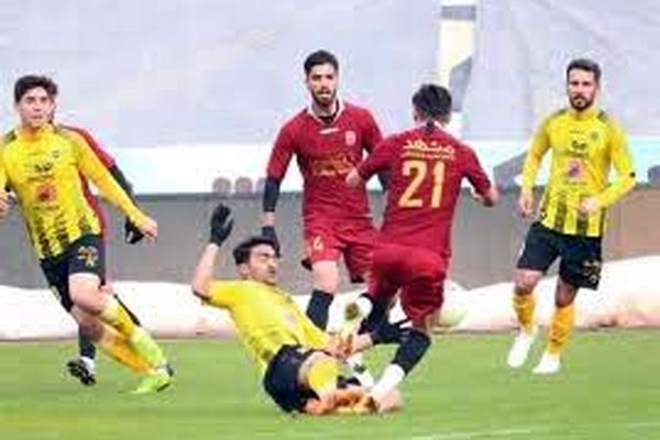 تیم شهر خودرو مجوز نداشته است