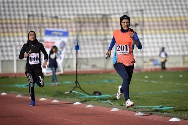 بانوان در مسابقات کشوری دوومیدانی مشهد رکورد زدند