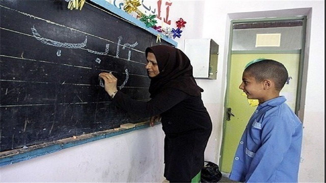 کمبود ۲۳ هزار نفری نیروی انسانی در آموزش‌ و پرورش خراسان رضوی