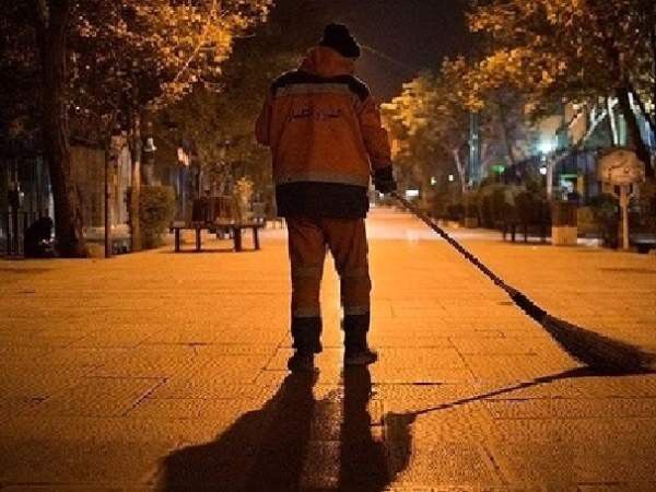 تجهیز پاکبانان شب کار در معابر پر تردد شهری به تجهیزات ایمنی جدید