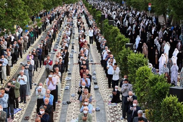 نماز عید فطر مناطق قرمز و زرد در فضای باز برگزار می‌شود