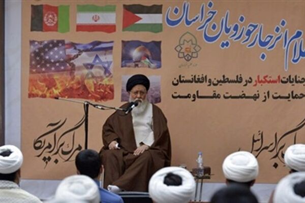 جبهه فلسطین در برابر استکبار، جبهه اسلام در برابر دشمنان اسلام است