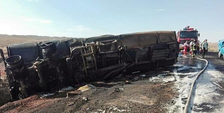 انفجار تریلی جان 2 نفر را گرفت