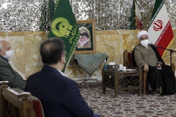 قاریان قرآن باید الگوهای رعایت ادب برخورد با قرآن برای جامعه باشند