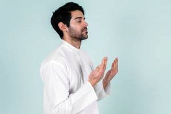 بهترین ذکرها برای استجابت سریع دعا