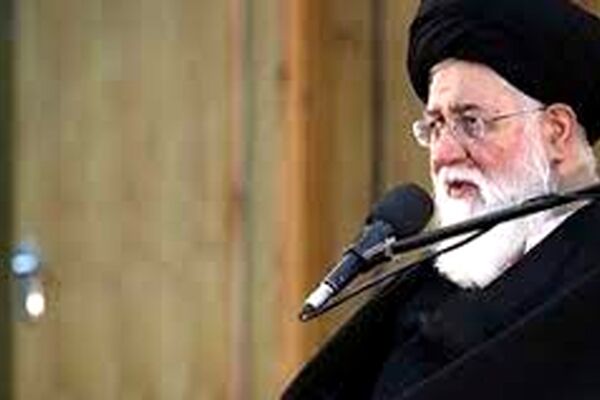 آیت الله علم‌الهدی: مدیریت صحیح قطع برق مانع از ایجاد نارضایی می‌شود