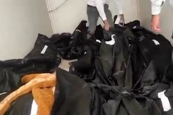 نجات: فیلم انباشت اجساد کرونایی در مشهد را تایید نمی‌کنم