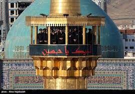پخش زنده آیین خطبه‌خوانی شب عاشورا در حرم مطهر رضوی از شبکه یک و فضای مجازی