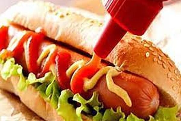 خوردن یک هات داگ، ۳۶ دقیقه از عمرتان را کم می‌کند
