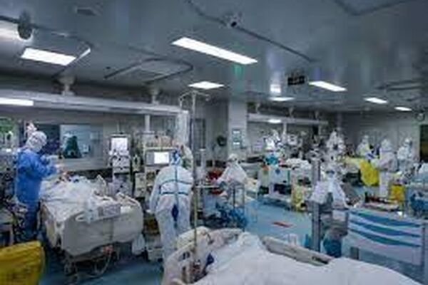 کمبود تخت ICU در خراسان رضوی/وزارت بهداشت به قول تجهیز ۱۰۰ تخت عمل کند