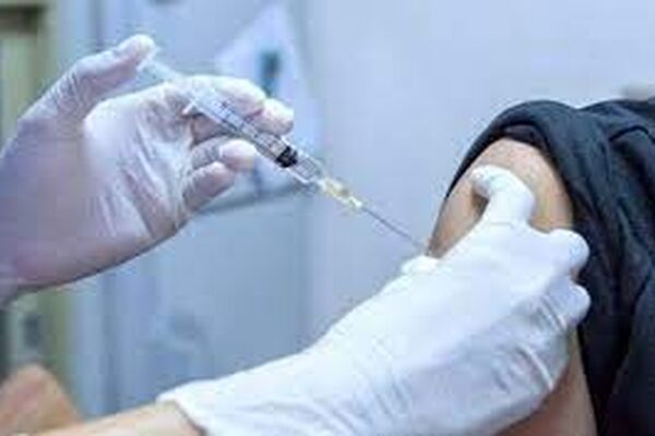مبتلایان به کرونا کی واکسن بزنند؟