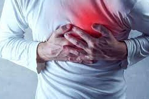 بیماری لثه با بروز بیماری‌های قلبی مرتبط است
