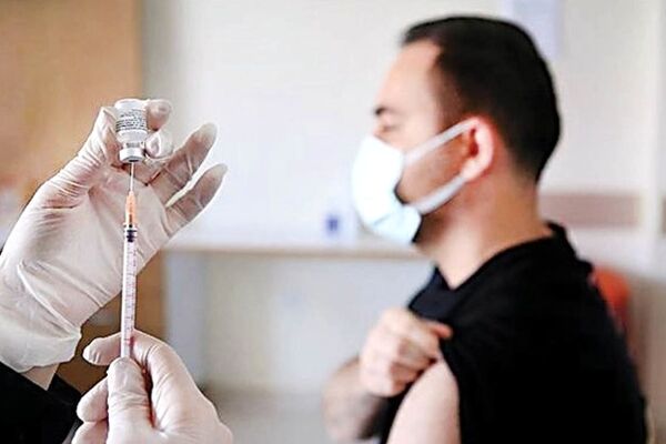 ۳۲ درصد جمعیت بالای ۱۸ سال نیشابور واکسینه شده‌اند