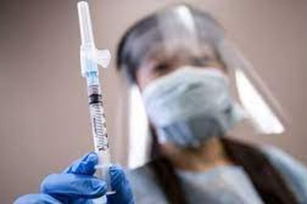 افراد برای کسب ایمنی لازم در برابر بیماری کرونا به 3 دوز واکسن نیاز دارند
