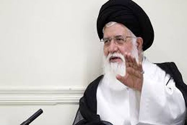 مسئولان بدانند اگر کسی مسئولیت قبول می‌کند باید آماده کار جهادی باشد