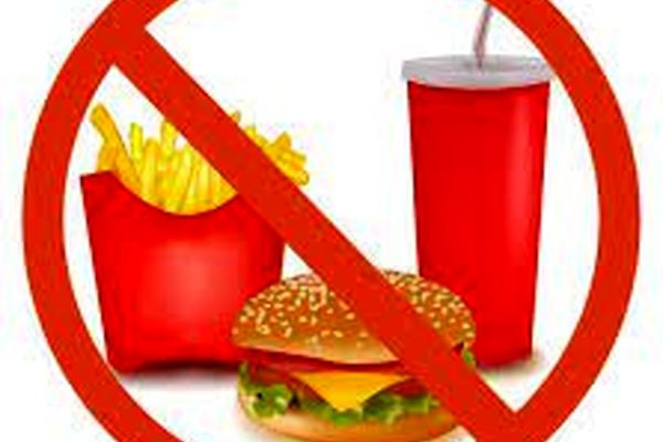 پرهیز از این خوراکی‌ها در دوران کرونا