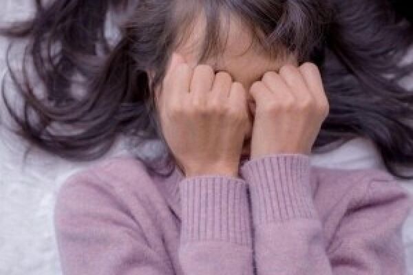 پایان ناخوشایند تصمیم مادر برای قد بلند شدن دخترش
