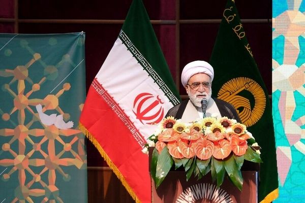تولیت آستان قدس رضوی: پیوند مردم و نظام رمز پیروزی دفاع مقدس بود
