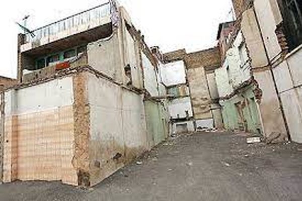 اراضی بافت فرسوده آبکوه سنددار می‌شود