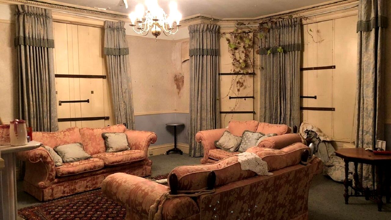 هیچ چیز در این خانه متروکه خراب نمی‌شود+تصاویر