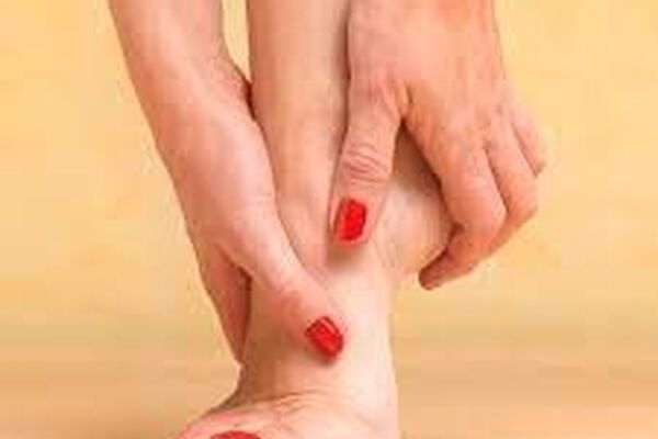 دلایل مرموز و پنهان پا درد را بشناسید/خرید کفش صبح یا عصر؟