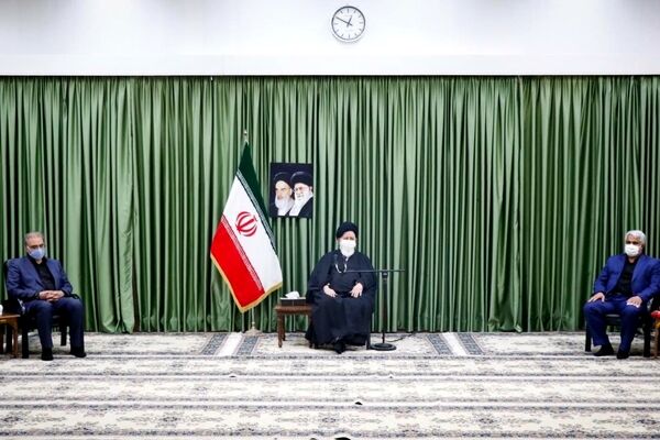آیت‌الله علم‌الهدی: دولت به هتلداران کمک کند