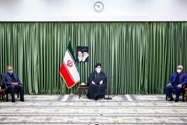 آیت‌الله علم‌الهدی: دولت به هتلداران کمک کند