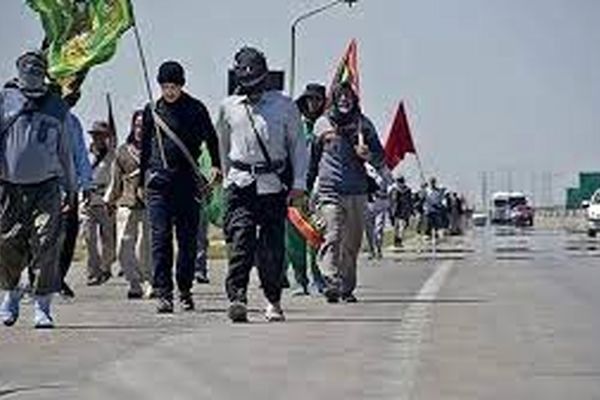 جاده قدیم نیشابور به تردد زائران پیاده حرم امام رضا(ع) اختصاص یافت