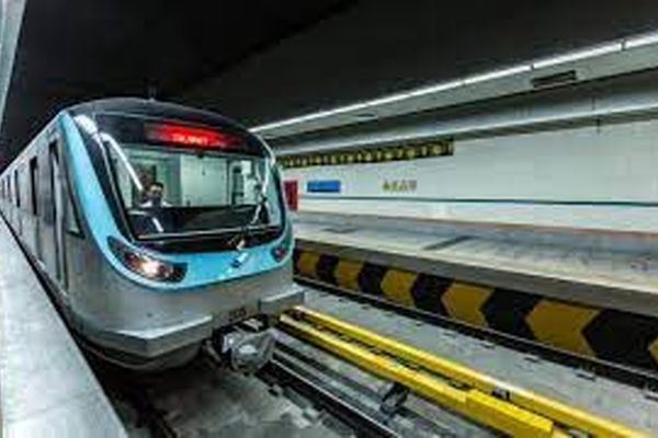 سرویس‌دهی قطار شهری روز پنجشنبه مصادف با شهادت امام رضا(ع) رایگان است