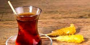 بایدها و نبایدهای خوردن چای نبات!