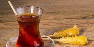 بایدها و نبایدهای خوردن چای نبات!