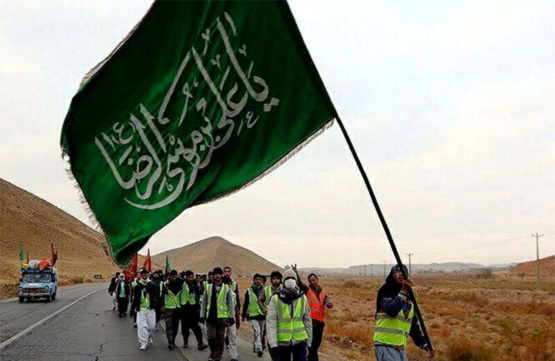 حدود ۶ هزار زائر پیاده در راه مشهد هستند