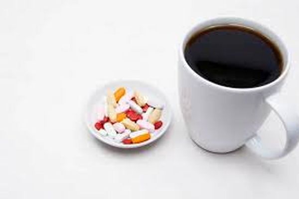 عوارض خطرناک مصرف این داروها با قهوه!