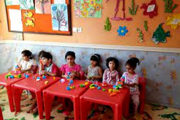 جمع آوری تابلوهای دارای نشان بهزیستی از مهدهای کودک‌/اعلام شهریه جدید مهدها