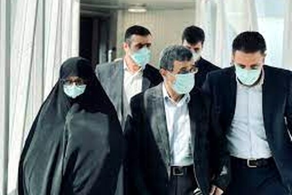 تصاویر جنجالی احمدی نژاد که با همسرش در دوبی به سر می‌برند