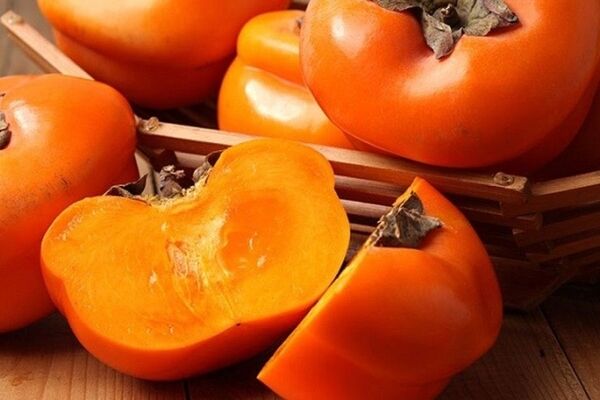 این میوه را بخور، از 10 تا دارو بی نیاز می‌شوی!/میوه شگفت‌انگیز پاییزی
