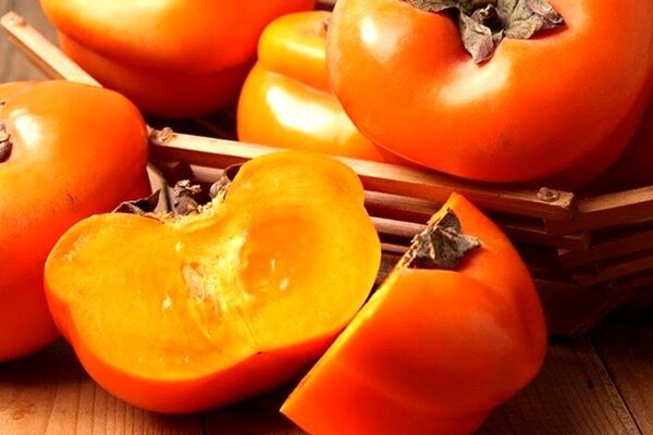 این میوه را بخور، از 10 تا دارو بی نیاز می‌شوی!/میوه شگفت‌انگیز پاییزی