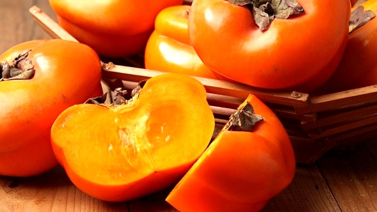 این میوه را بخور، از 10 تا دارو بی نیاز می‌شوی!/میوه شگفت‌انگیز پاییزی