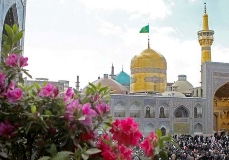 آغاز جشن‌های هفته وحدت در حرم مطهر رضوی