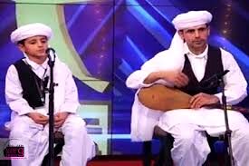 تشرف شرکت کننده نوجوان اهل سنت برنامه عصر جدید به حرم مطهر رضوی