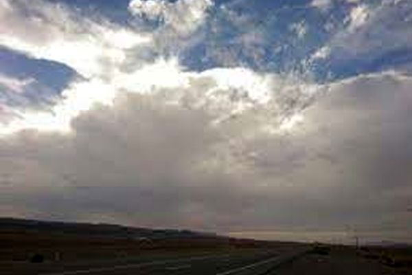 افزایش ابرناکی با احتمال رگبارهای پراکنده باران از عصر یکشنبه در خراسان رضوی