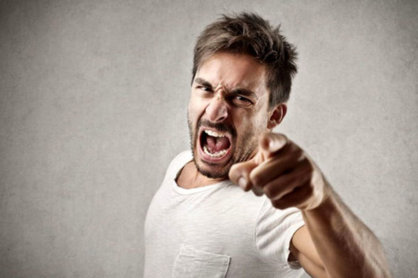 تست روان‌شناسی؛ موقعه عصبانیت چه طور واکنش نشان می‌دهید